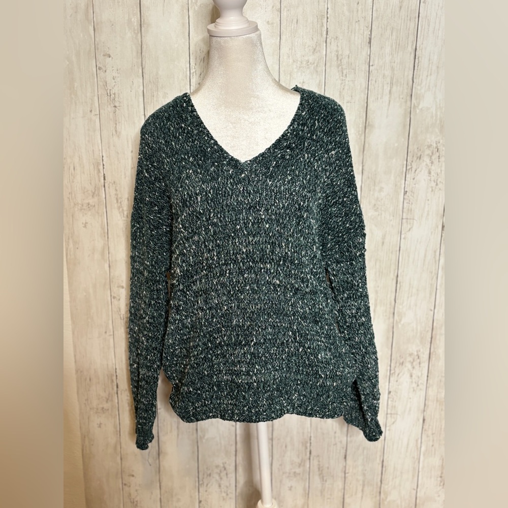 ALYA V-neck/twist back sweater- Size Meduim